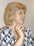 PhDr. Eva Velechovsk�, majitelka spole�nosti VEVA CZ