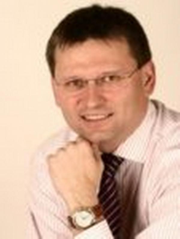 Martin Tolar
