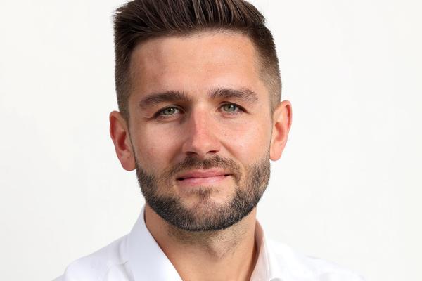 Martin Hnyk, Arval